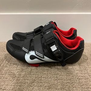 Peloton Black Bike Cycle Shoes with Cleats Size 40 Men's Size 7 Women's Size 9
